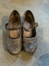 Dansko savannah size 40 (9-10) shoes Mary Jane Olive Brown (see Description)