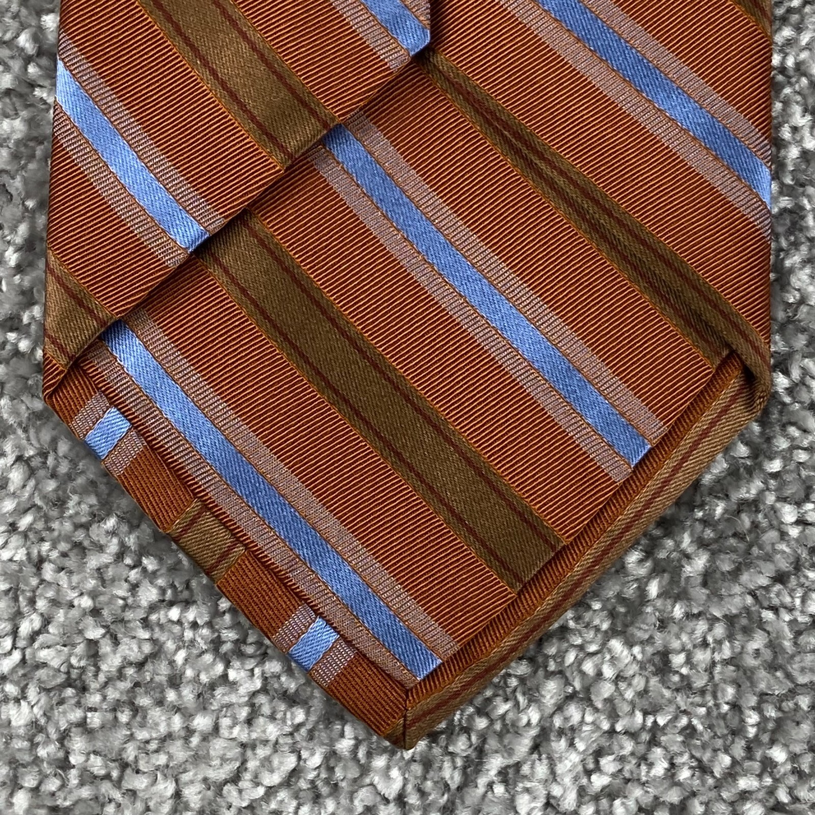 Picture 4 of 12