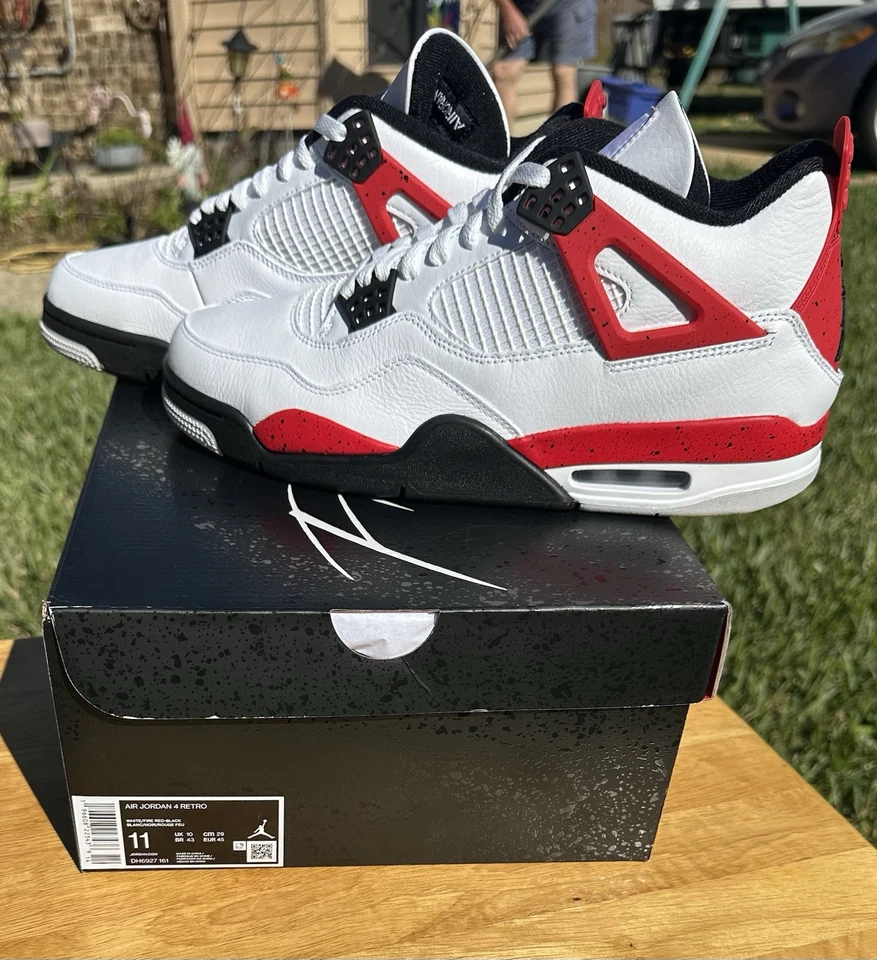 Novo em folha tamanho 11 - Jordan 4 retrô cimento vermelho médio - Imagem 2 de 4