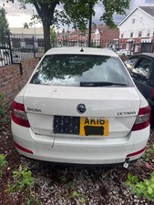 SKODA OCTAVIA 1.6 DIESEL  -2015 2016 2017 2018 - BREAKING / SPARES DBKA WHITE