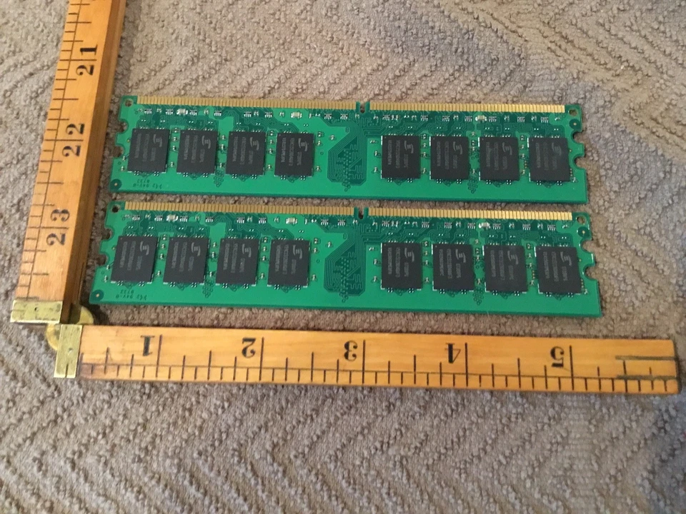 Two ProMOS 1GB 2Rx8 Memory Card V916765K24QAFW-F5 PC2-5300U-555-10-EO - Image 4 of 4