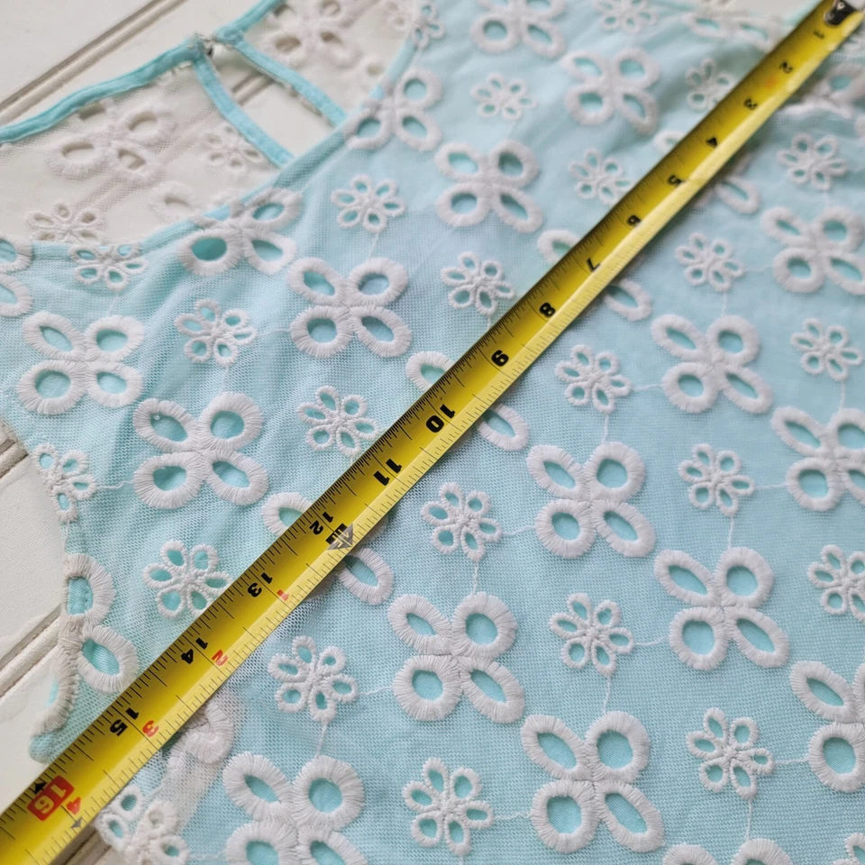 Camiseta sin mangas Jennifer Lopez blanca azul aguamarina botón trasero ojo de cerradura ojales sin mangas XS Foto 4 de 4