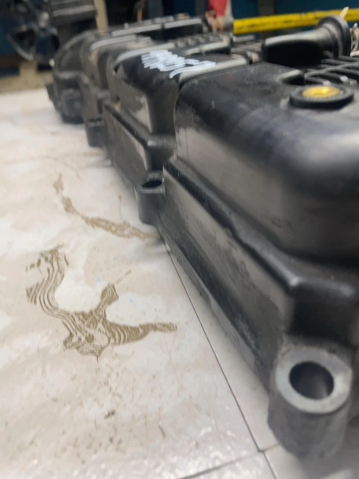 2010-2013 铃木 SX4 / KIZASHI 09-13 GRAND VITARA 2.4L 发动机阀盖 原始设备制造商 — 第 2/4 张图片