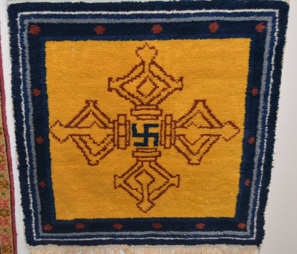 ANTIQUE TIBETAN DRAGON RUG, VAJRA c1900 TIBET, PRIMITIVE WEAVE: 27.5X56 in - Image 2 of 3