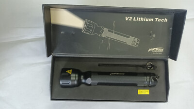 Led Lenser V2 Lithium Tech Taschenlampe 7855. Brandneu. In OVP