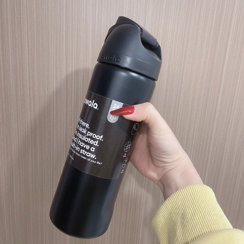 Owala 32oz Insulated Stainless Steel Water Bottle in Hand Free Shipping 2025 New
