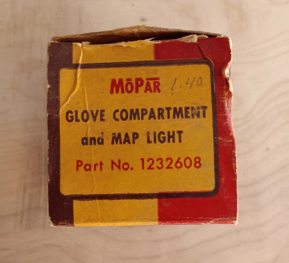 GUANTE CHRYSLER CORP MOPAR COMP. VINTAGE AÑOS 60 70 DIVISIÓN DE PIEZAS LUZ 1232608 Foto 4 de 4