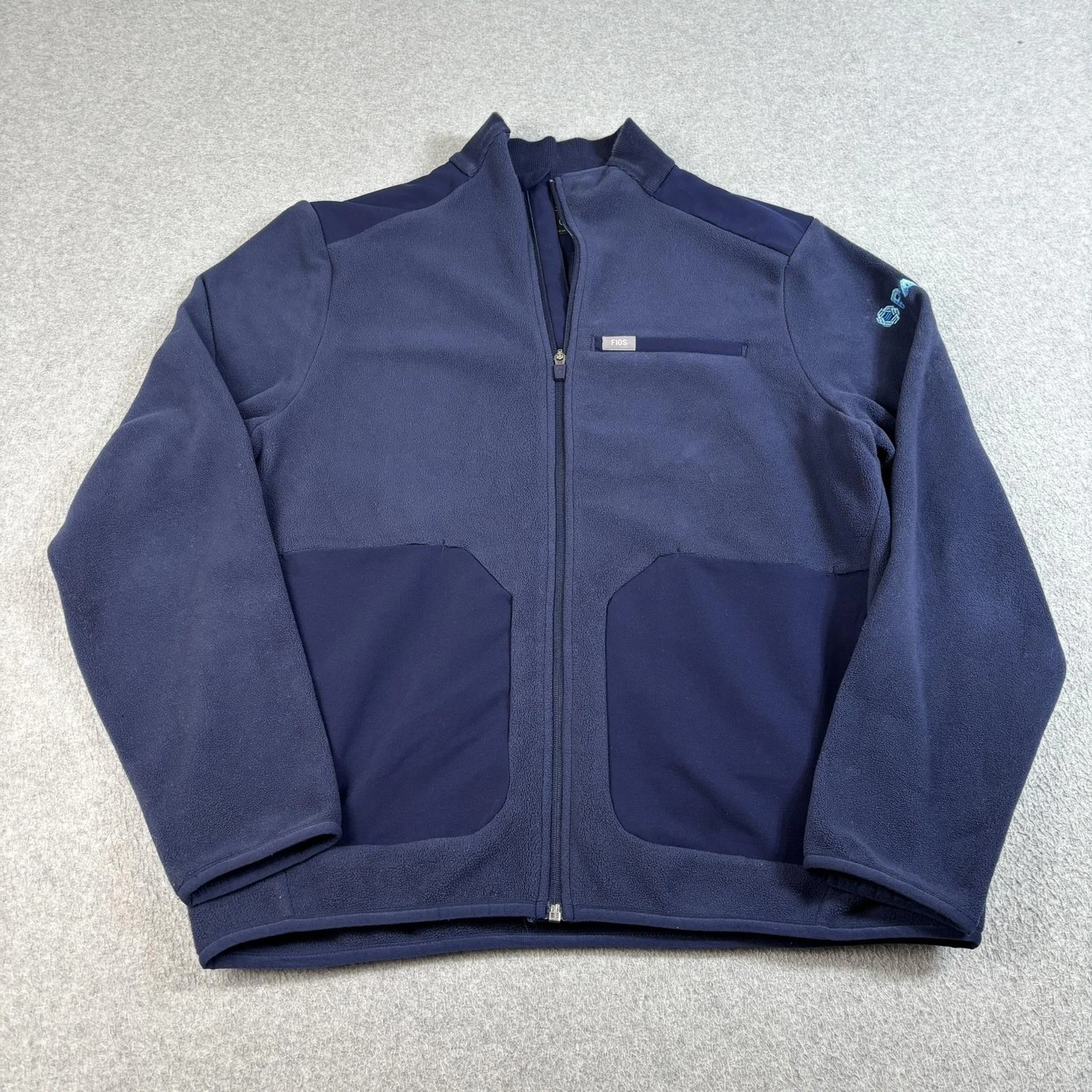 FIGS On Shift Jacket Mens Medium Blue Fleece Full Zip Pack Primaloft Workwear
Opens in a new window