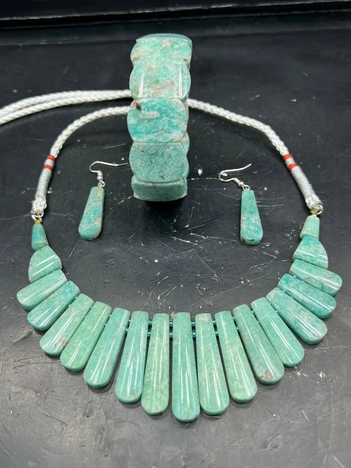 Conjunto de pulsera de piedras preciosas de amzonita sin cuello, pendientes y calidad superior Foto 4 de 4