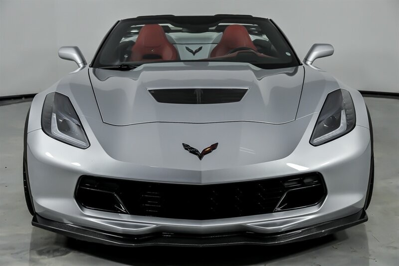 2015 Silver Chevrolet Corvette   | C7 Corvette Photo 5
