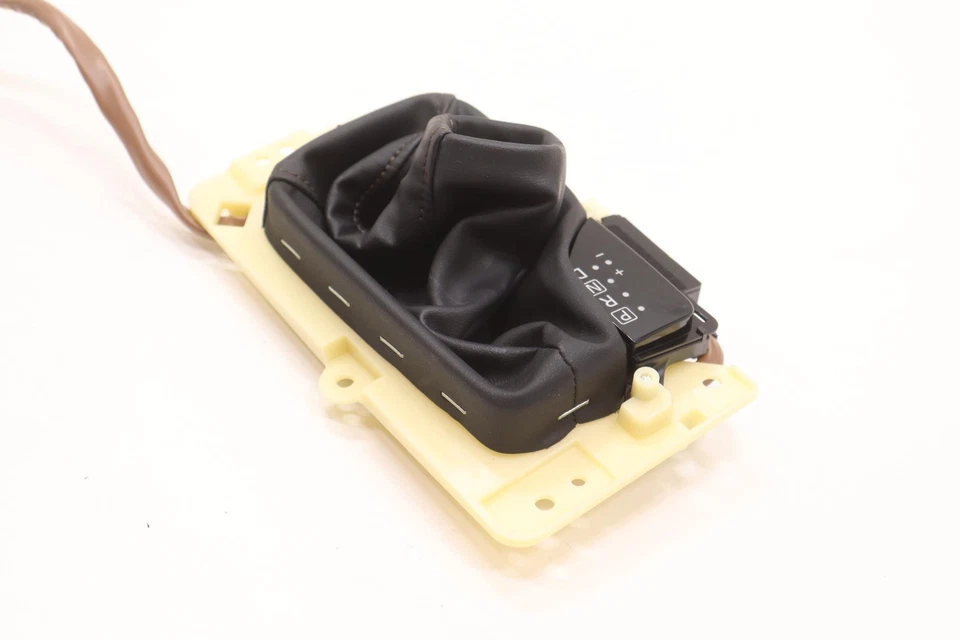 2020 - 2024 INFINITI QX80 CENTER CONSOLE FLOOR GEAR SHIFTER KNOB W/ BOOT OEM - Image 4 of 4