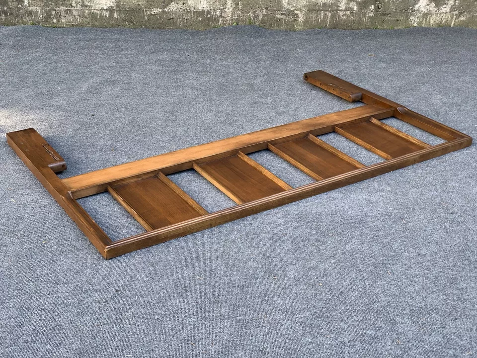 Cabecero danés moderno de mediados de siglo completo de nogal Queen Foto 4 de 4