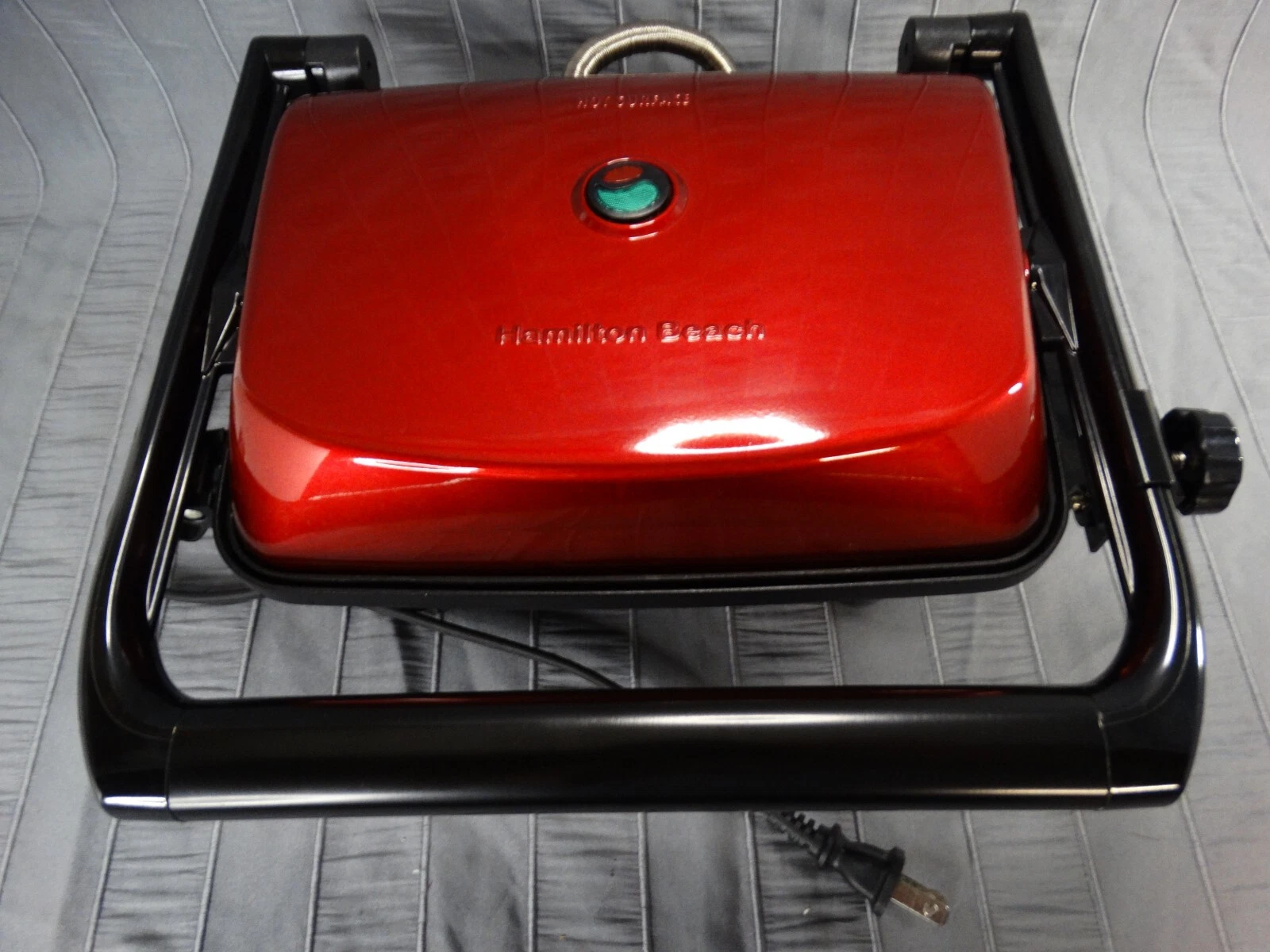Hamilton Beach Apple Red Panini Press Sandwich Toaster ST26, 25462Z