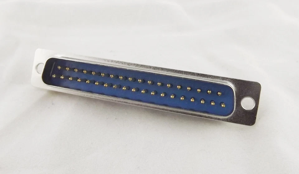 1pcs D-SUB 37 Pin DB37 Male Plug Solder Type Straight Adapter Connector 2 Rows - Image 2 of 4