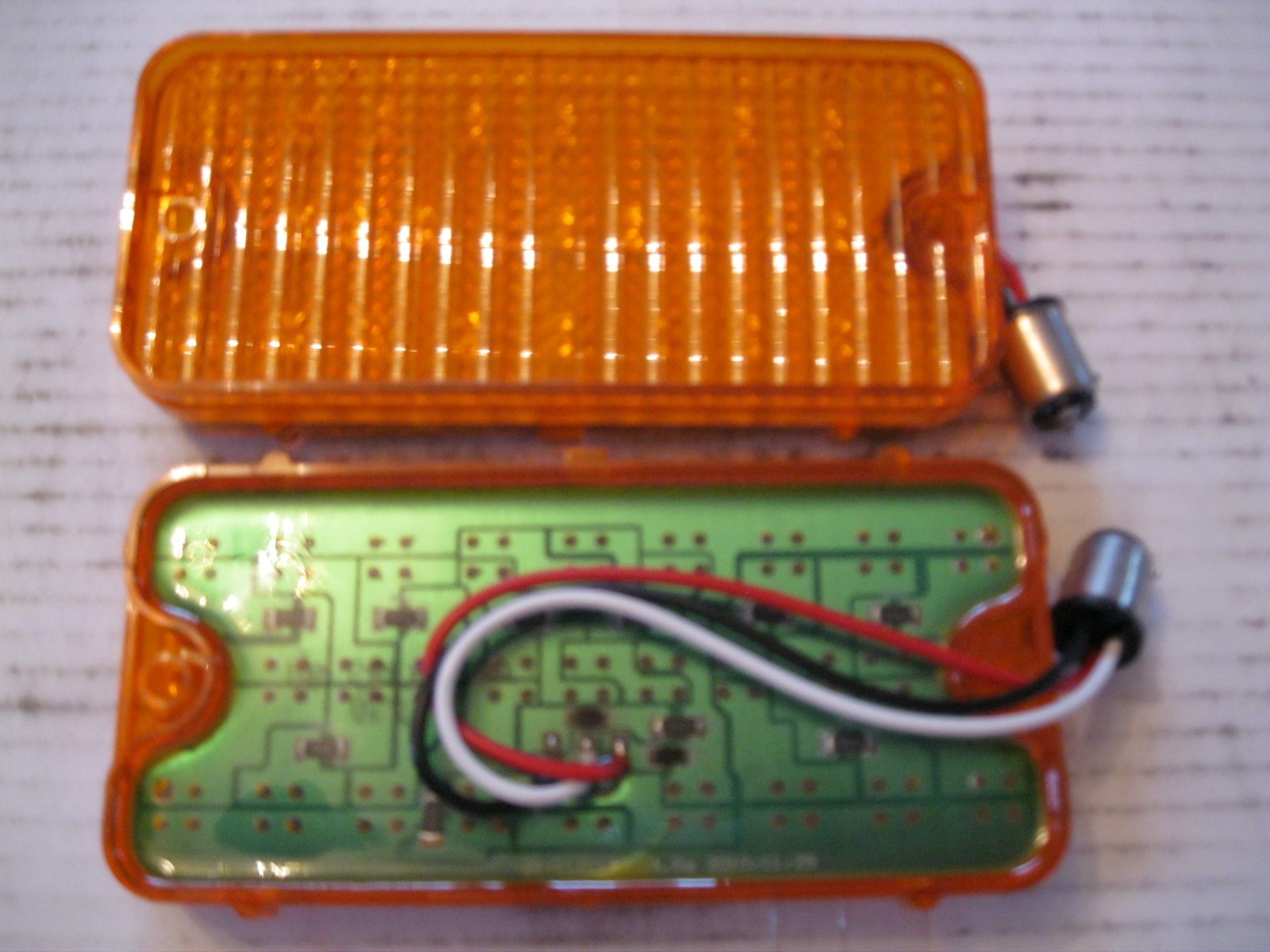 Pair) Amber Side Marker Lights 1968-72 Chevy / GMC Truck Turn Signals Pair) Amber Side Marker Lights 1968-72 Chevy / GMC Truck Turn Signals