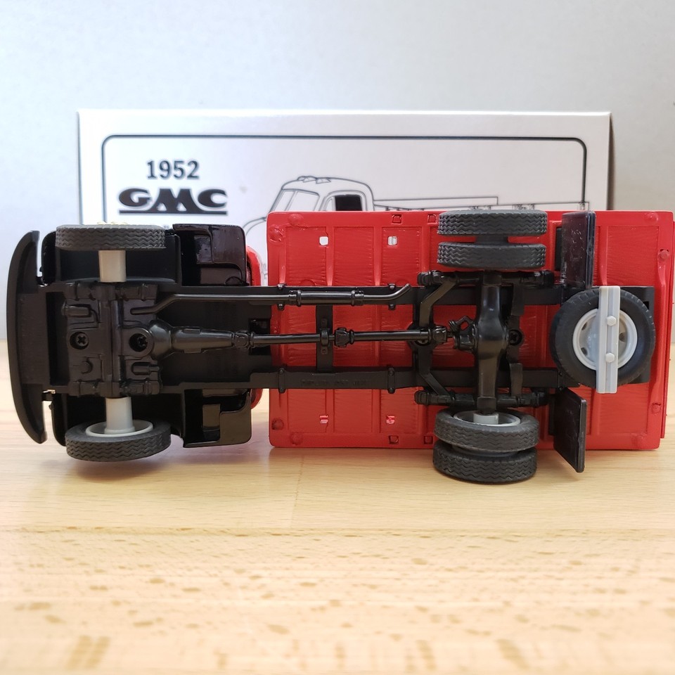 Citgo Cities Service 1952 GMC Half-Stake Flatbed Truck - Texaco Toys Plus