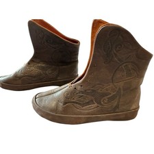 Armstreet Medieval Viking Leather Brown Boot Embossed Shoes Sz 3 Women READ