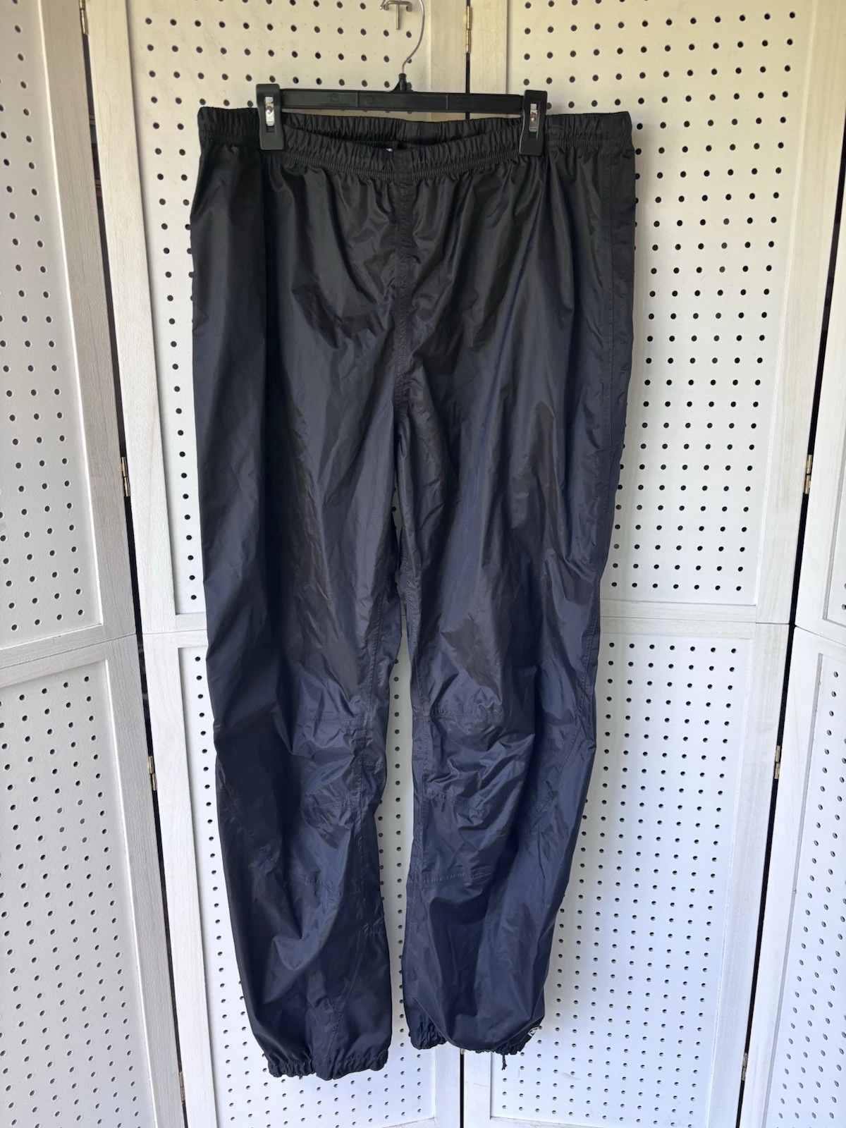 Novara Pull On Windbreaker Rain Pants Mens XL Black Cycling Zip Ankles Black