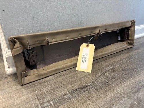 1980-1985 Cadillac Seville LEFT FRONT Armrest TAN PN#20401298 - Picture 5 of 6