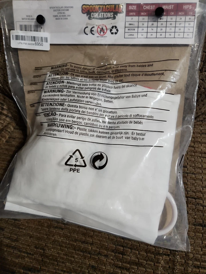 Fantasia Halloween Spooktacular Creations Doctor Lab Coat Deluxe infantil tamanho P - Imagem 4 de 4