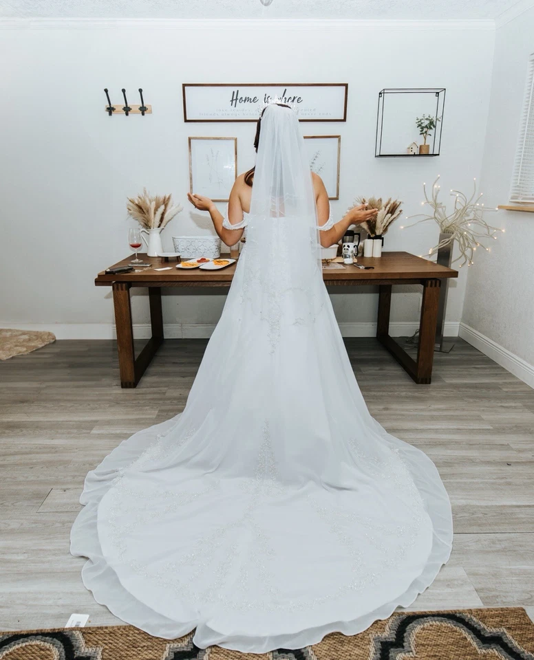 全新带标签 Davids 新娘帽袖 A 字带雪纺分体前覆盖 Weddin — 第 2/4 张图片