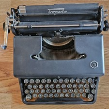 Torpedo Vintage Portable Typewriter German Made Qwertz *Works*