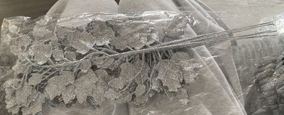 NUOBESTY 10 Stück Chinesische Glitzer Blätter Sprays Künstliche Stechpalmenblätter Silber