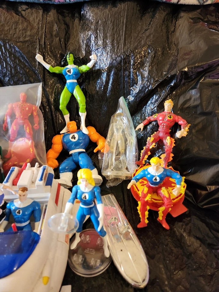 Lote de 12 figuras de acción y vehículo ToyBiz Marvel Fantastic Four 1995/90 Foto 3 de 4