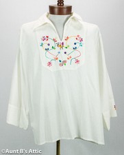 Spanish Ecuadorian Mariposa Hand Embroidered Men's Cotton Shirt Small