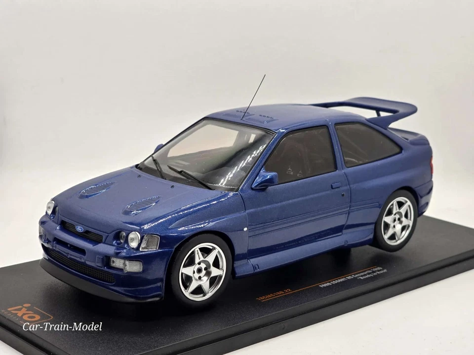 Ford Escort RS Cosworth 1996 Ready to Race - IXO 1:18 - Immagine 2 di 3