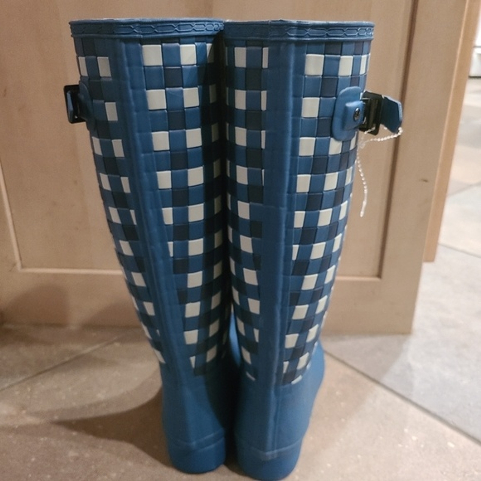 Hunter Original Women's Tall Waterproof Rain Boot, Size 5 Matte Blue Gingham NEW