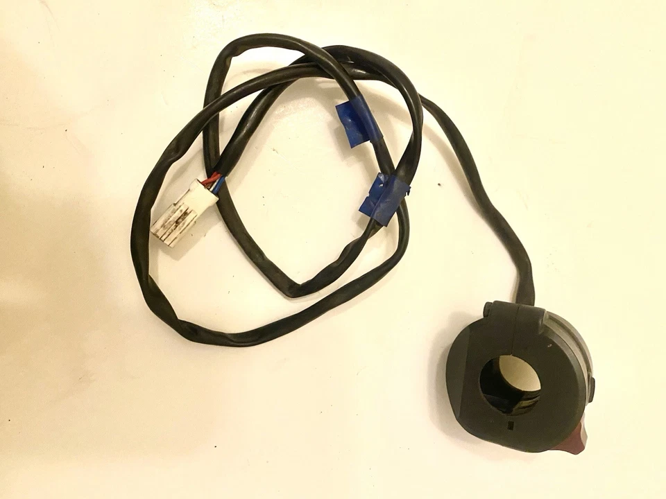 Контроллер правостороннего руля скремблера Ducati 800 2015-2017 годов выпуска - Изображение 2 из 4