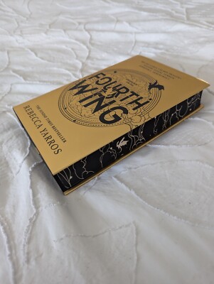 Fourth Wing Sprayed Edges Waterstones Exclusive Special Edition Rebecca Yarros