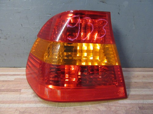 RÜCKLEUCHTE links außen + BMW 3er E46 LCI Limousine + Rücklicht Heck + 6907933