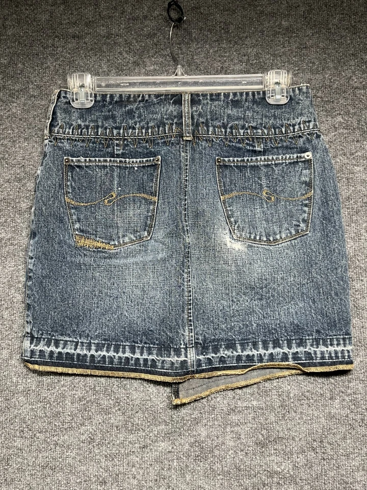 Falda vaquera Silver Jeans Co. para mujer 30 corbata de cuero lavado oscuro Foto 2 de 4