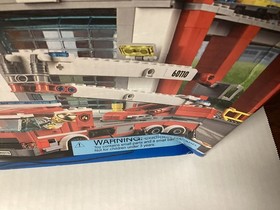 LEGO City 60110 Fire Station new Sealed- Retired Set Building Toy Damaged Box