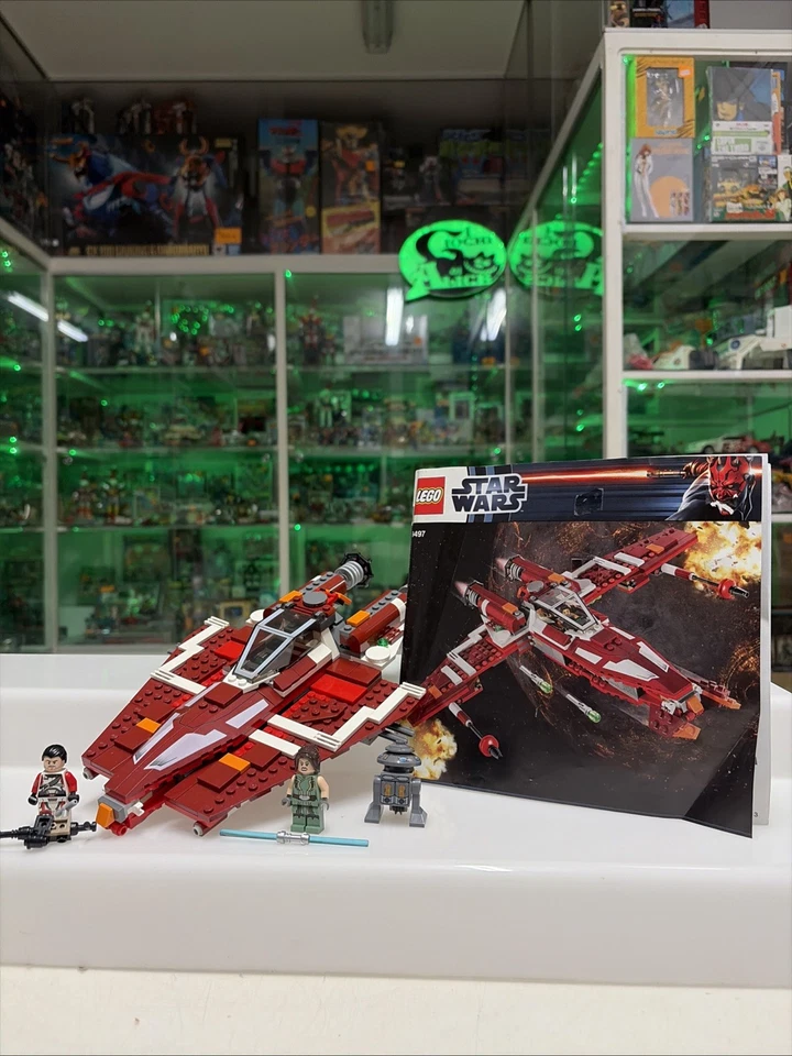 LEGO Star Wars 9497 Republic Striker Starfighter, foto 1 di 5