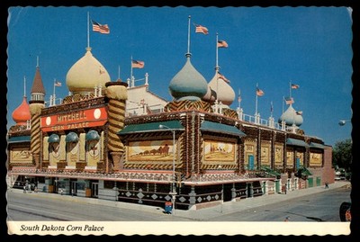 Postcard South Dakota's Corn Palace - Mitchell, SD