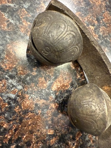 Vintage Brass Sleigh Bells 3 Bells - Picture 6 of 11