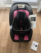 RECARO PRIVIA Babyschale Auto-Kindersitz in Schwarz/Rosa f�r Baby