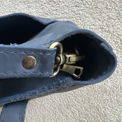 Portland Leather Goods Mini Crossbody Deep Water Blue Zipper Closure - Bild 10 von 15