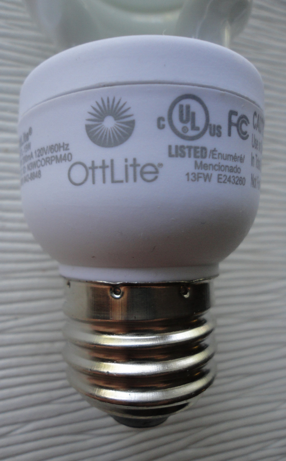LOT 2  New OttLite Natural Daylight 60w=15w Replacement Bulb E26 Base Instant On
