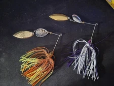 2 Pack 1/4 oz spinner baits! 2/0 mustad hooks with Colorado Willow Pair