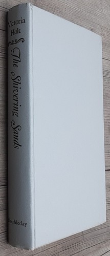 The Shivering Sands by Victoria Holt 1969 BCE Hardcover Dust Jacket Doubleday - Picture 2 of 15