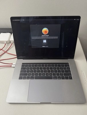 2017 Apple Macbook Pro 15'' Touch Bar i7 2.8ghz  16GB 256GB - S.M.A.R.T ERRORS