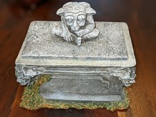 Spencer Gifts Mausoleum, Crypt, Burial, Vintage, Gargoyle, Horror, skeleteton