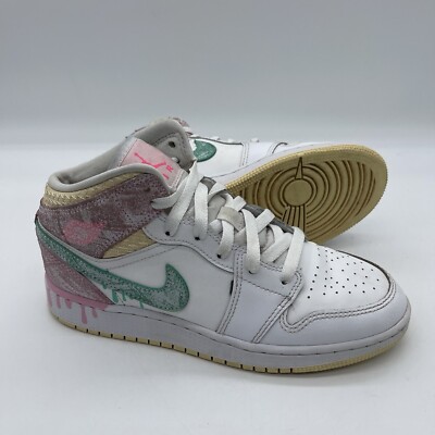 jordan 1 mid paint drip foot locker