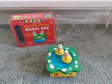 Tobar Clockwork Dancing Animal Spinning Magnetic Ducks Wooden Music Box *rare*