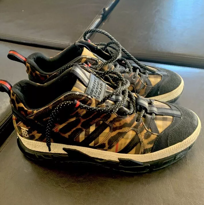 Burberry london shoes deals