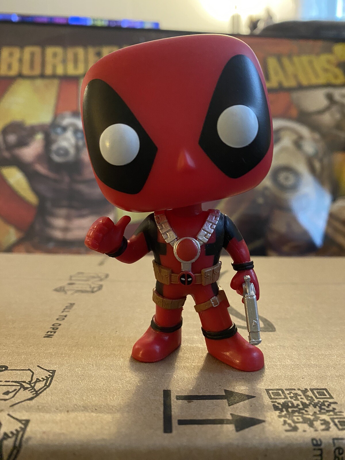 Funko Pop Vinyl Bobble Head Marvel Deadpool ( Thumbs Up ) #112 No Plastic Insert